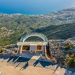 Kam - By Guide Apartment Makarska